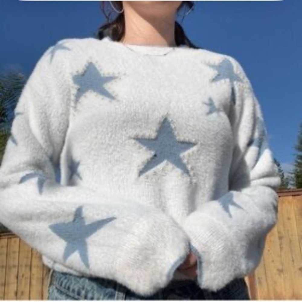 nanette Nanette Lepore Soft fuzzy  Sweater pearl bling ⭐️